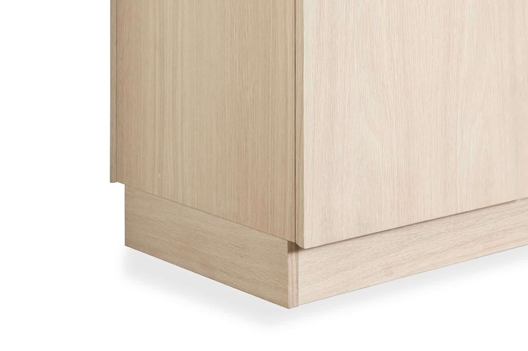 Detailfoto: Holzsockel - Sideboard Farum