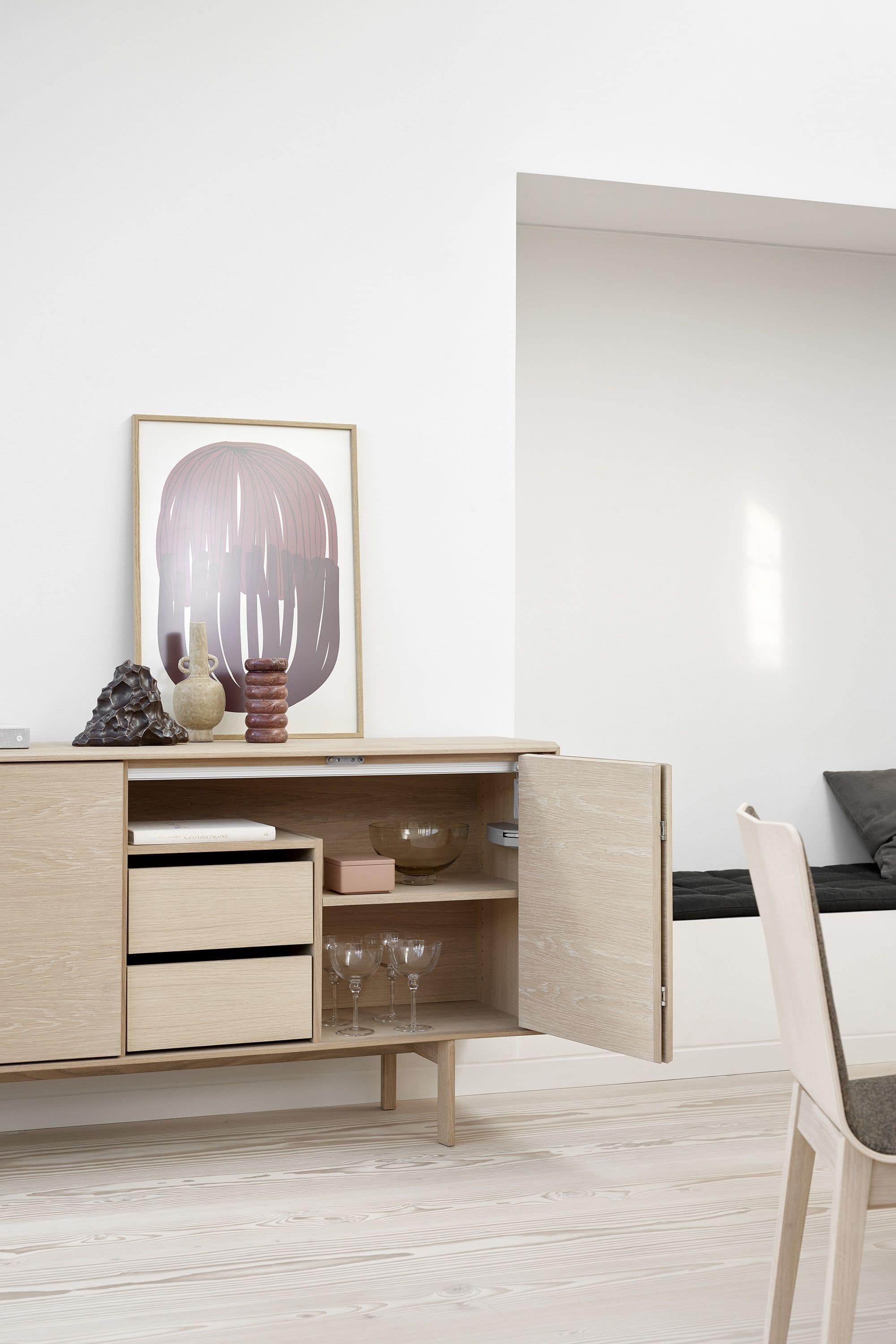 Detailfoto: Innenansicht Sideboard Farum 3 Detailfoto: Innenansicht Sideboard Farum 3
