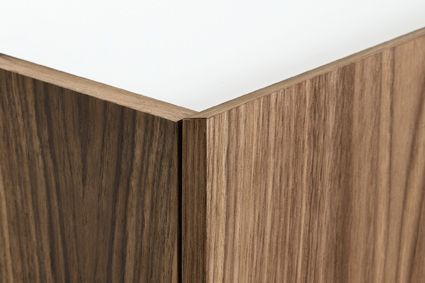 Detailfoto: Deckplatte weiss Korpus Nussbaum - Sideboard Farum