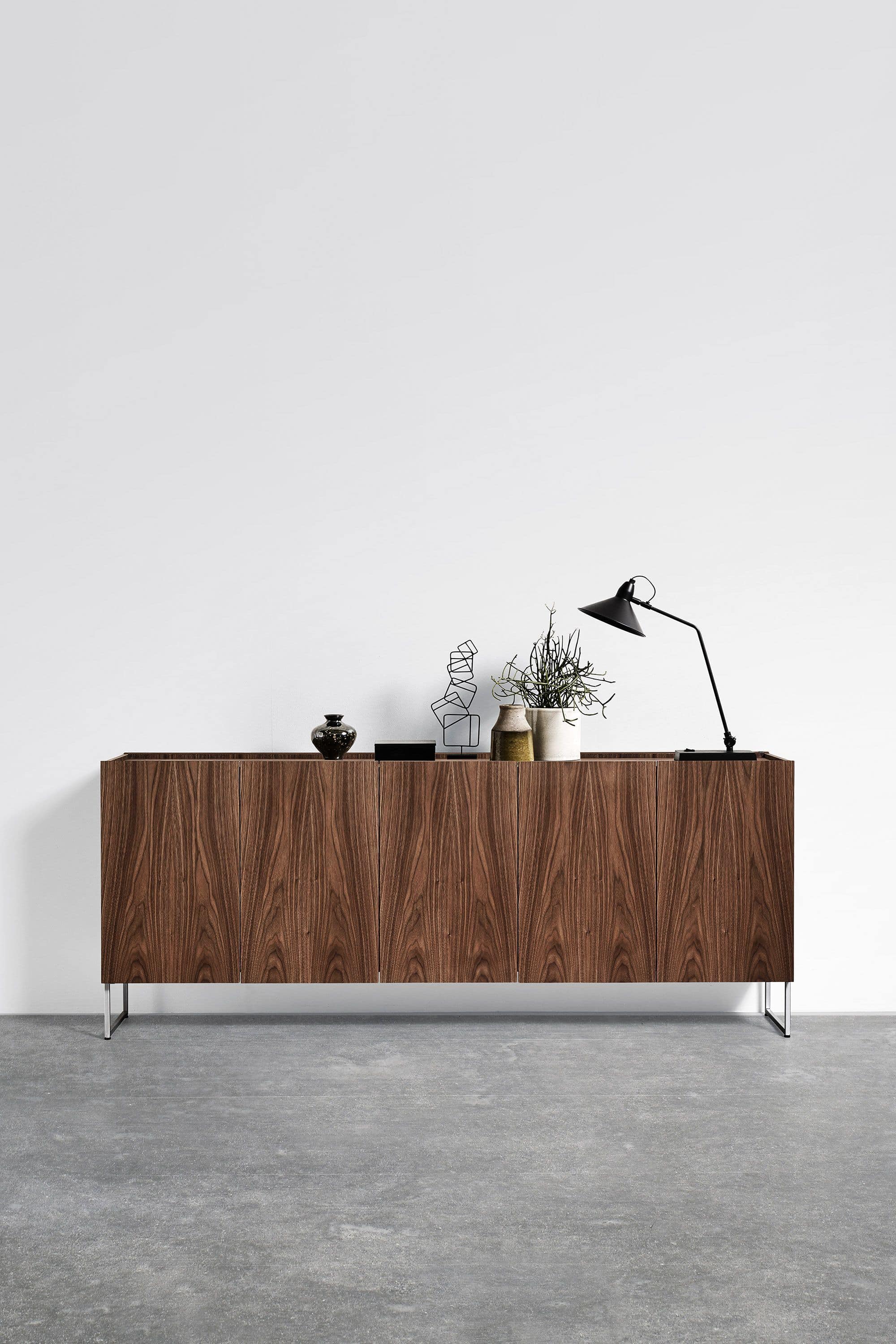 Sideboard in Nussbaum - Sideboard Farum